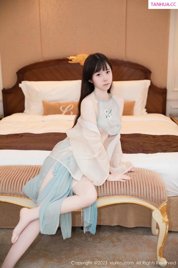   [XiuRen]高清写真图 2023.09.01 No.7321 林悠悠 古装美腿第28张图片